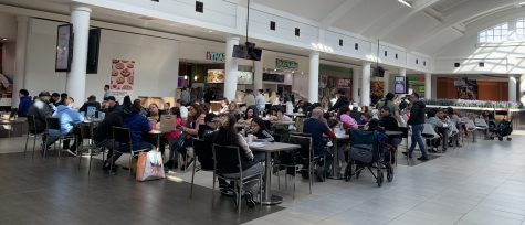 The Menlo Park Mall food court, where the reported conflict happened.