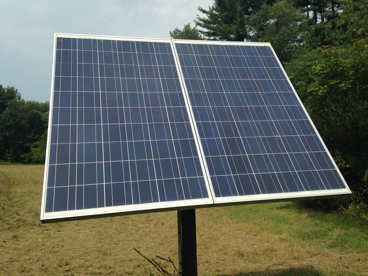 A picture of a solar panel that could be used at Edison High School (attribution: Wikimedia Commons).