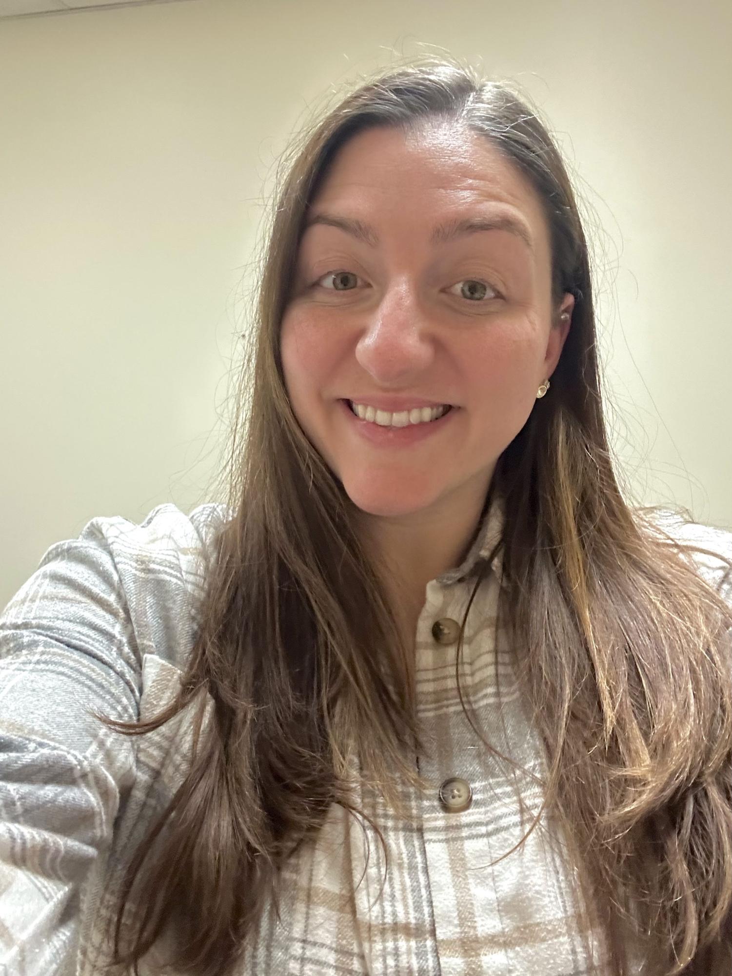 Instructional Coach Ms. Danielle Durso was formerly an English and AP educator before coming to EHS. Now at the Nest, she loves getting to know her students well and encouraging everyone to be their best.