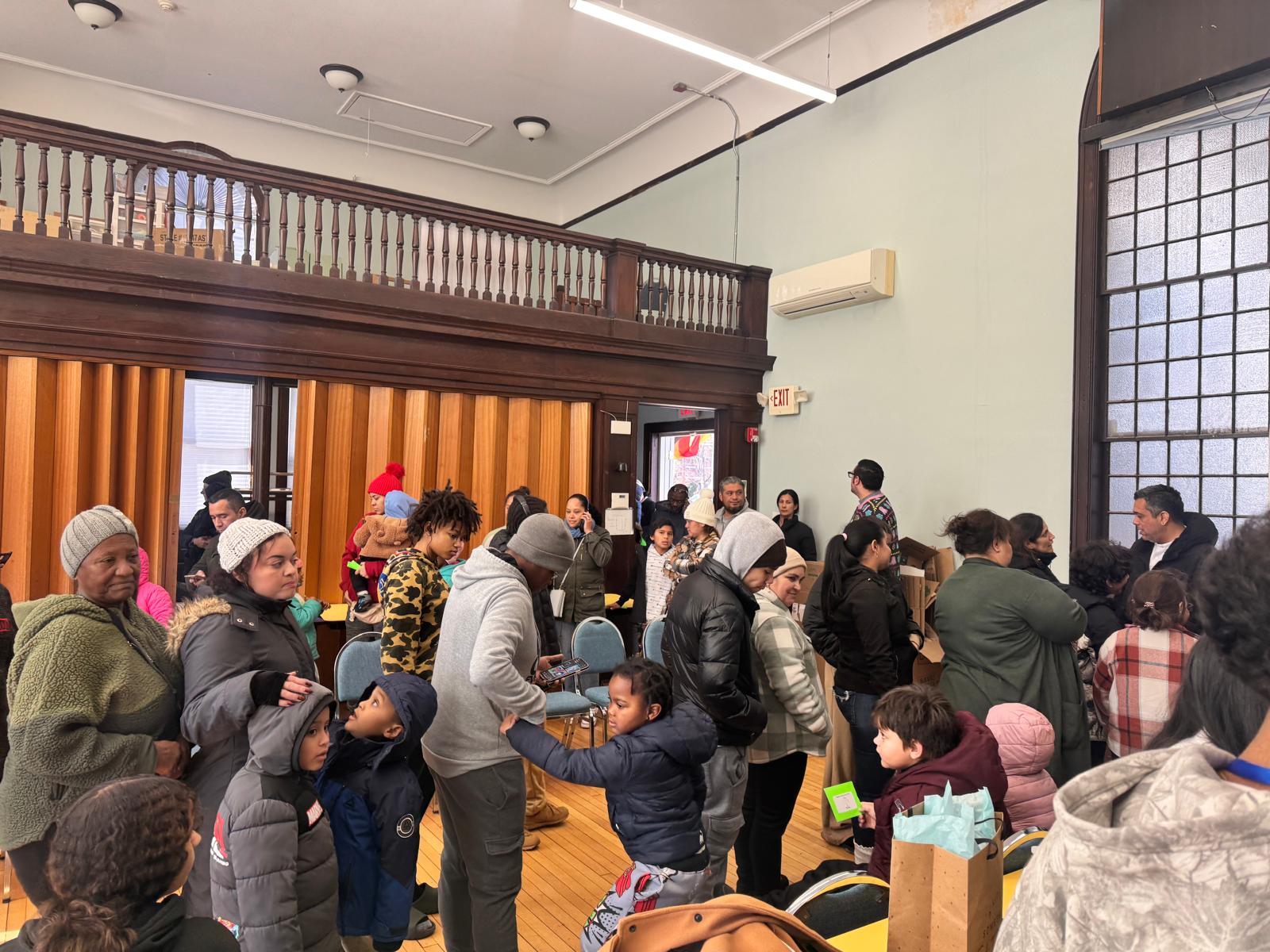 Eagles Spread Holiday Cheer