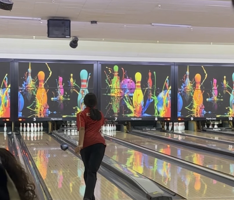 Edison Girls Bowling Wins Five in a Row