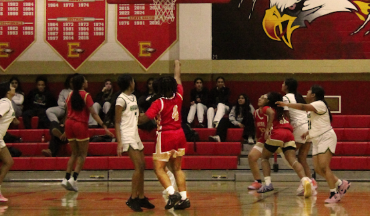 Edison High School’s girls basketball team shifted the momentum mid-game against Southside rival JP Stevens, paving the way for an EHS victory.