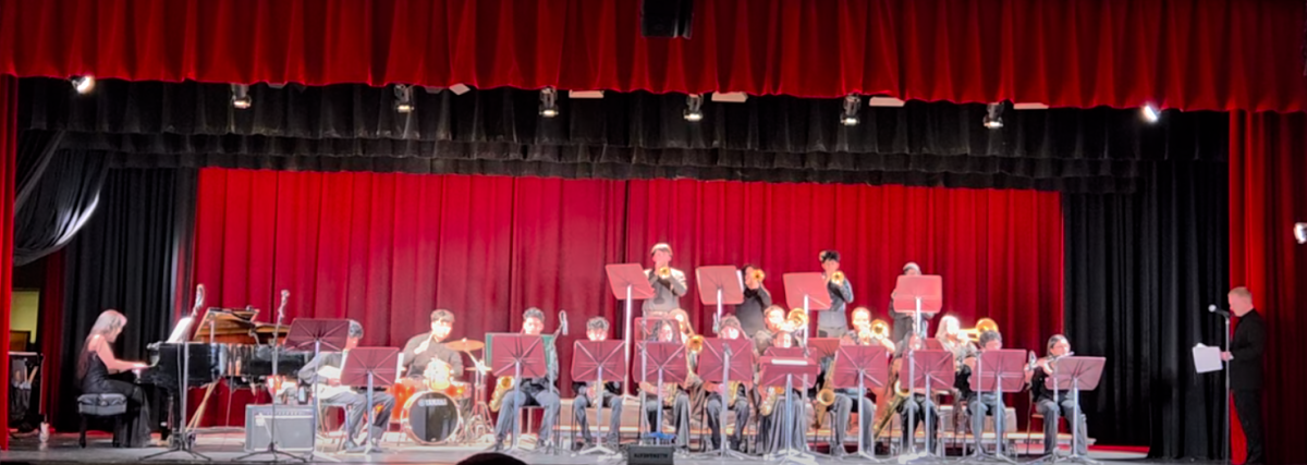 The Edison High Jazz Band, led by Mr. Derek Dillman, kicked off their performance with “Big Swing Face” as the second ensemble of the evening.