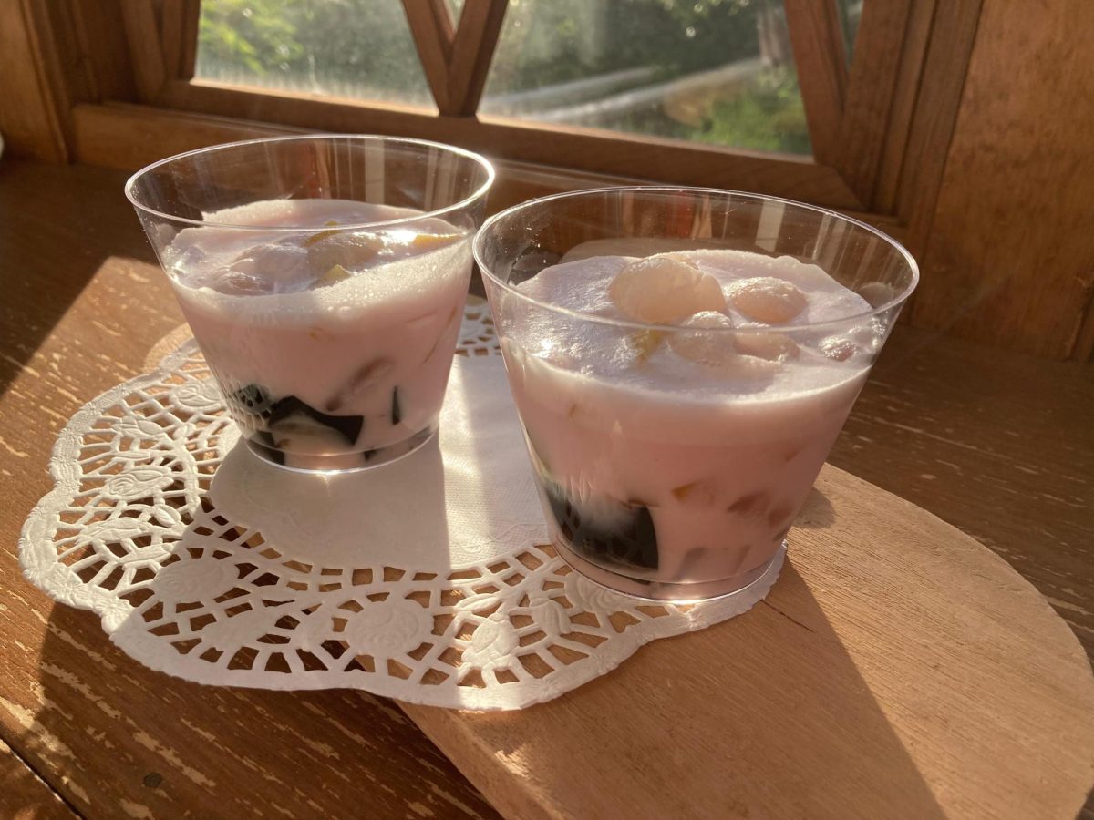 This Indonesian drink, es campur, is ready to be enjoyed for the summer.